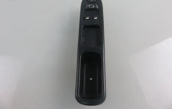 Peugeot 307 Electric window control switch 96351622XT
