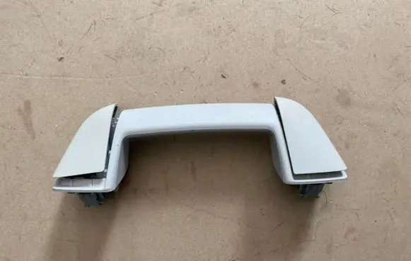 Peugeot Rifter Front interior roof grab handle 9813105577
