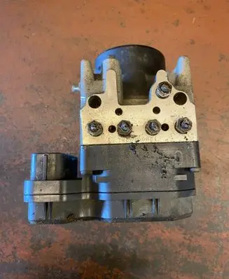 Toyota RAV 4 (XA30) ABS Pump 4454042100 1338007970