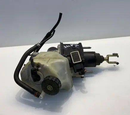 Mercedes-Benz E W211 Master brake cylinder A0004300312 0204024105 Q200503A