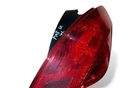 Peugeot 308 Rear/tail lights 9680425880