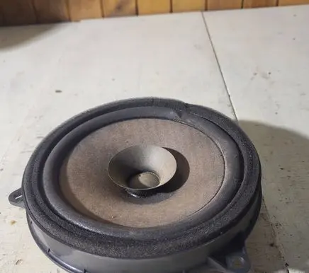 Mazda 2 Front door speaker D65166960