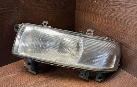 Opel Movano A Headlight/headlamp 38210748 7700420737