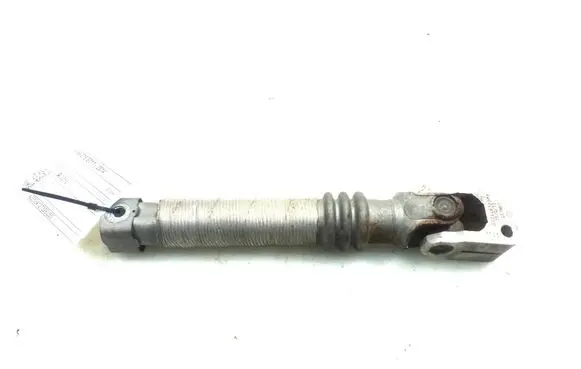 Mercedes-Benz CLS C218 X218 Prop shaft universal joint A2044620278
