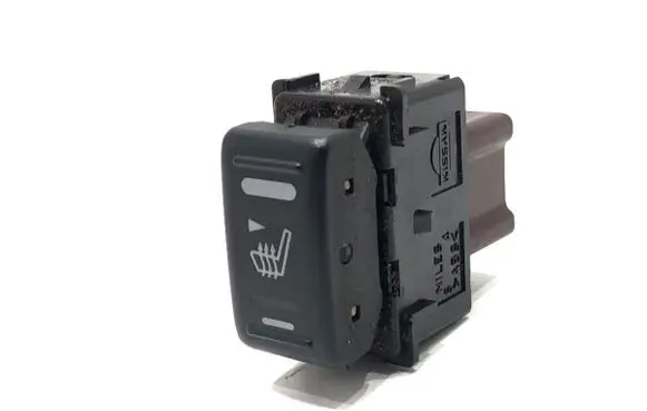 Nissan Murano Z50 Seat heating switch 