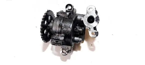Ford Mondeo Mk III Oil pump 1s7q6600 070905165