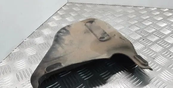 Volkswagen Touareg I Fuel tank bottom protection 7L0201980