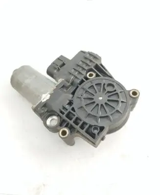 Audi A6 S6 C5 4B Wiper motor 0130821774