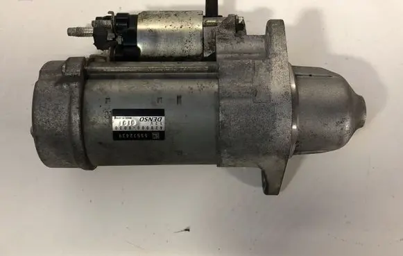 Opel Mokka Starter motor 55572439 428008030