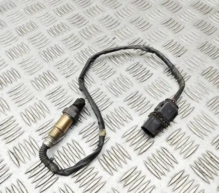 Volkswagen PASSAT B7 Lambda probe sensor 03L906262B 0281004085