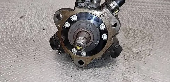 Opel Zafira B Fuel injection high pressure pump 0445010097 0055204599 0381498