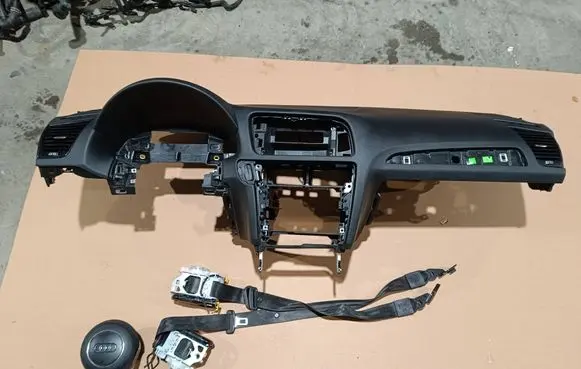 Audi Q5 SQ5 Dashboard 8R0