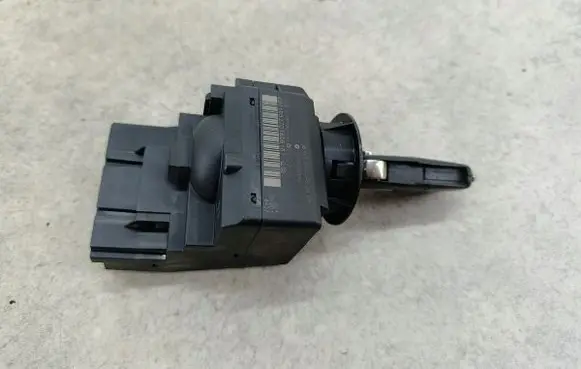 Volkswagen Crafter Ignition lock 