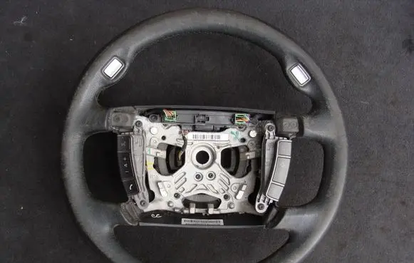 BMW 7 E65 E66 Steering wheel 6772155