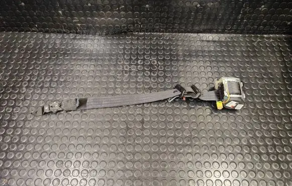 Volvo XC90 Third row seat belt 30661936