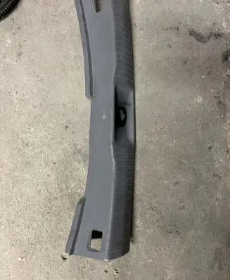 Nissan Almera Tino Trunk/boot sill cover protection 84992BU000