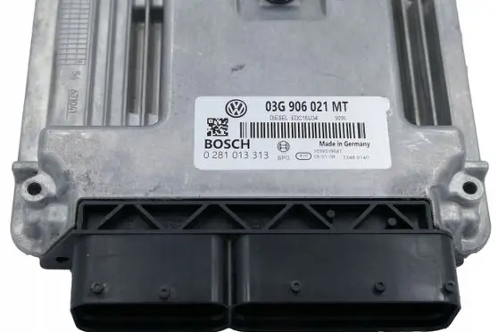 Volkswagen PASSAT B6 Engine control unit/module 03G906021MT