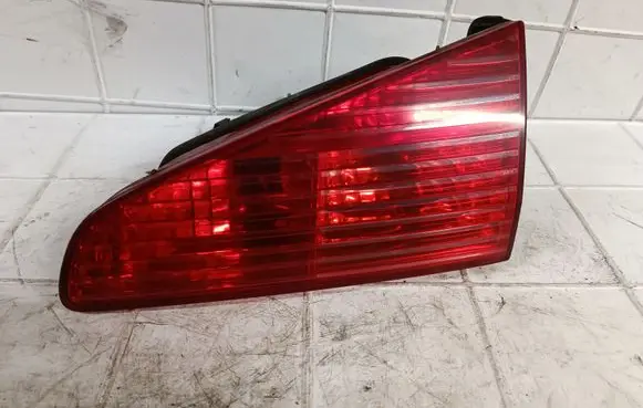 Peugeot 607 Tailgate rear/tail lights 2543D