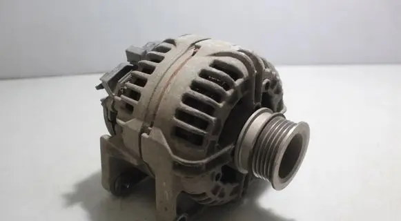 Opel Astra H Generator/alternator 0124425020