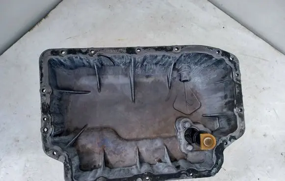 Mercedes-Benz GL X164 Oil sump A6420140703