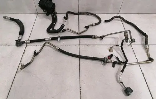 Aston Martin Vanquish V12 Power steering hose/pipe/line 4G433A719BE