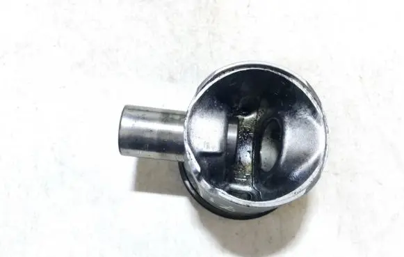 Toyota Avensis Verso Piston 