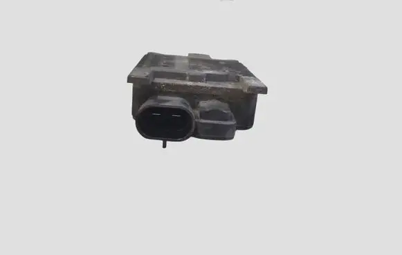 Ford C-MAX II Coolant fan relay 940002906
