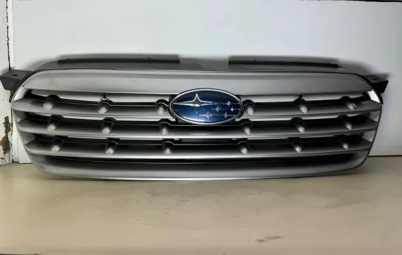 Subaru Outback Front grill 91121AG160