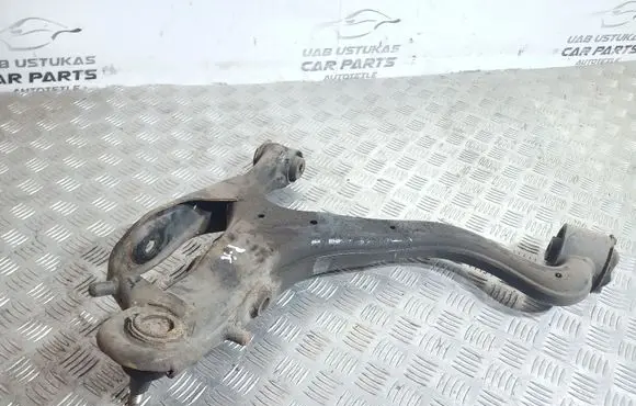 Land Rover Discovery 3 - LR3 Front lower control arm/wishbone