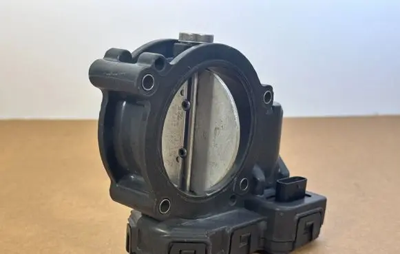 Mercedes-Benz SLK R172 Throttle valve A6510900470