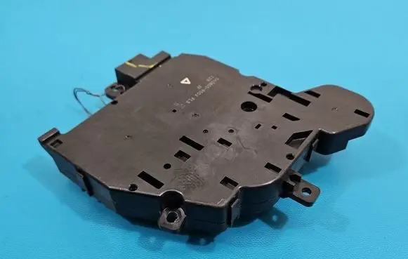 Toyota Corolla E210 E21 A/C air flow flap actuator/motor 0638009004 IMPRK1574589