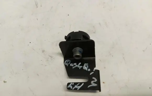 Headlight/headlamp mounting bracket