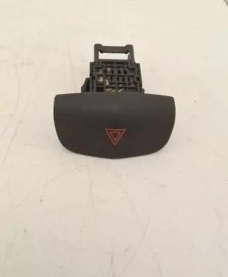 Nissan Primera Hazard light switch 06016