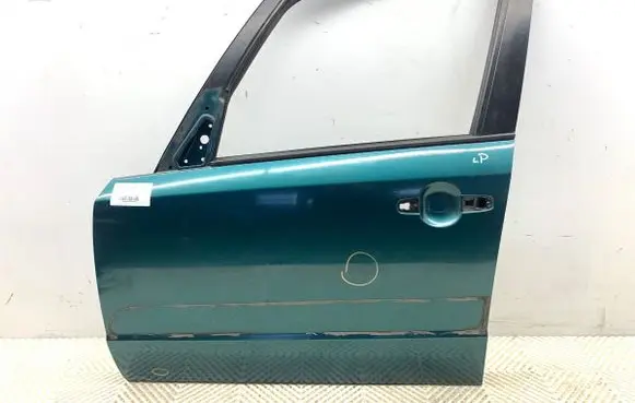 Suzuki SX4 Front door 