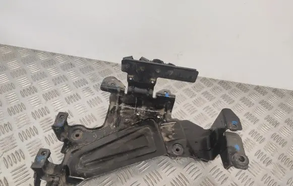 Volkswagen Jetta VI Hybrid/electric vehicle battery bracket 5C0972597B