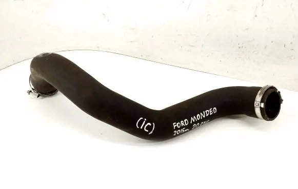 Ford Mondeo MK IV Intercooler hose/pipe