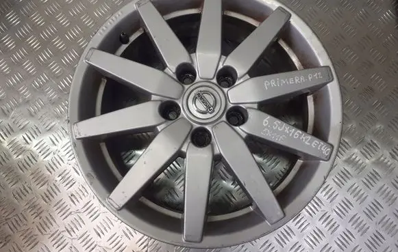 Nissan Primera R16 alloy rim 
