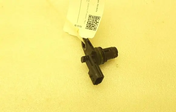Nissan Qashqai Crankshaft position sensor 28215 237312832R