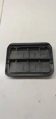 Citroen C3 Quarter panel pressure vent 9675506980