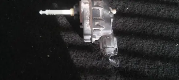 Nissan Primera Headlight level height control switch 14e96