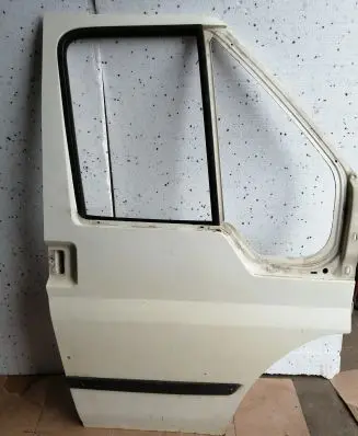 Door (2 Door Coupe)