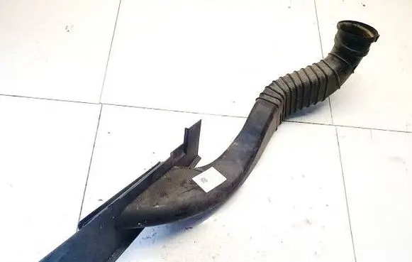 Opel Insignia A Cabin air duct channel 95068PS03A0