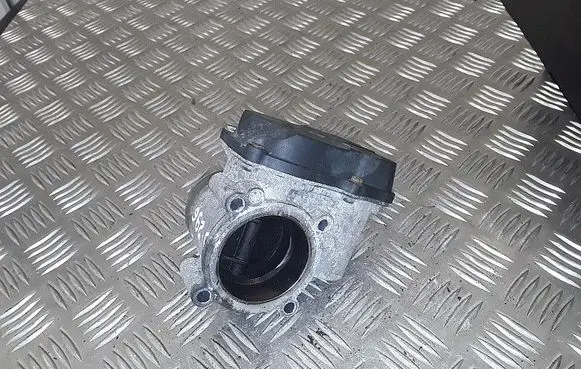 Volkswagen Golf Plus Throttle valve 03c133062c a2c53030936