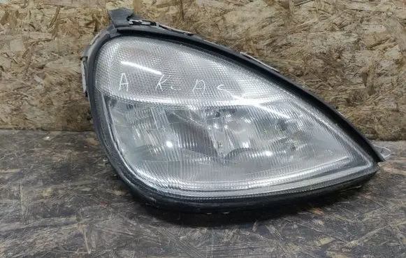 Mercedes-Benz A W168 Headlight/headlamp A1688200261