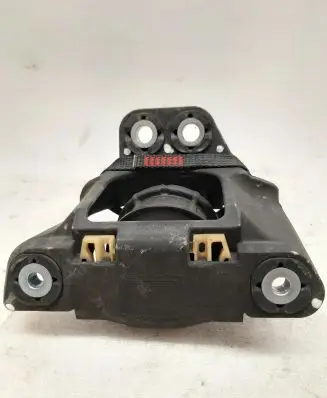 Volvo XC90 Engine mount bracket 31686885