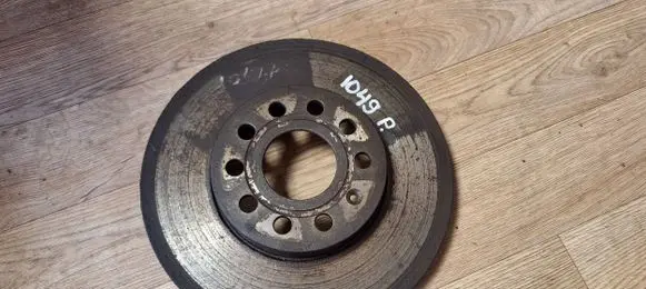 Volkswagen Touran I Front brake disc