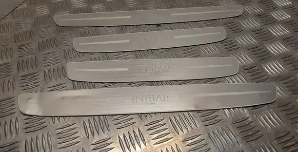 Renault Latitude (L70) sill trim set (inner) 768625382R 768526586R