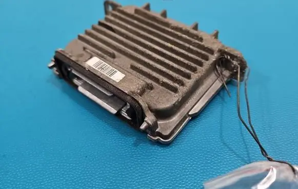Jeep Grand Cherokee Headlight ballast module Xenon 89089352 IMPRK1591796