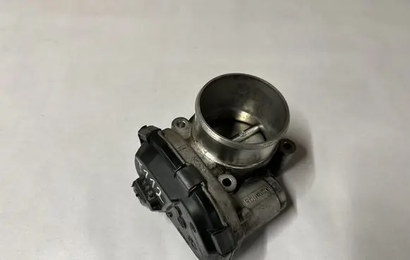 Ford Mustang VI Throttle valve GB8E9F991BC