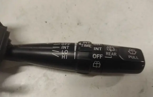Toyota Avensis Verso Wiper control stalk 8465228640 J92 173675